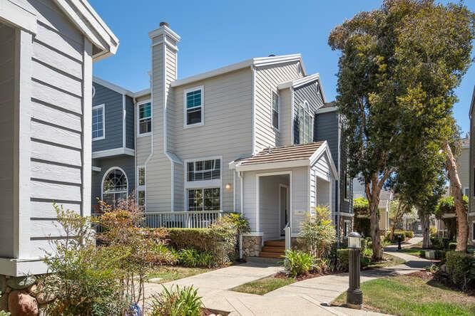 1 Chart Ln, Redwood Shores, CA, 94065 Townhouse. Photo 31 of 35