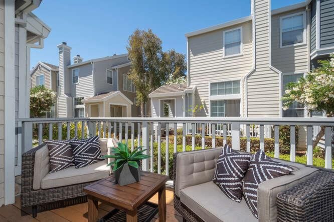 1 Chart Ln, Redwood Shores, CA, 94065 Townhouse. Photo 32 of 35