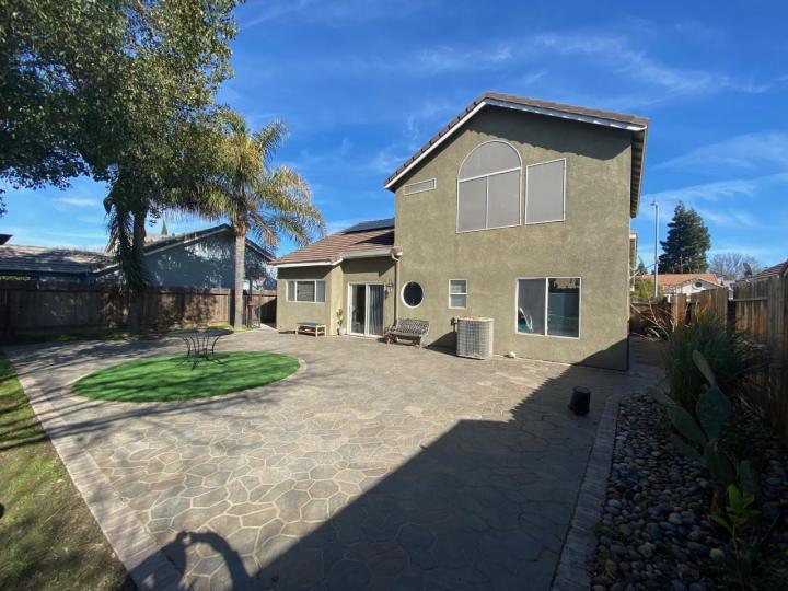 1096 Lourence Dr, Tracy, CA | . Photo 10 of 31