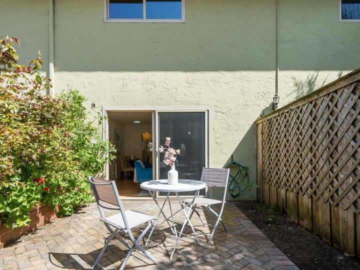 1109 Oddstad Blvd, Pacifica, CA Townhouse. Photo 11 of 20