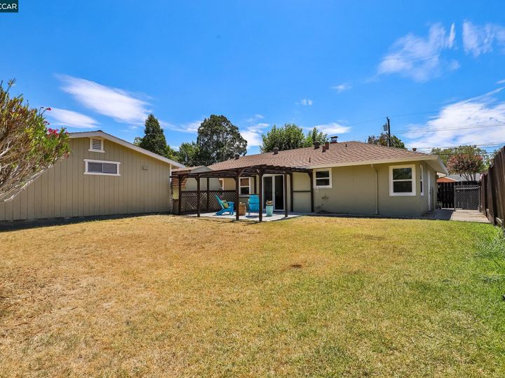 112 Sylvia Dr, Pleasant Hill, CA | Gregory Gardens. Photo 16 of 24