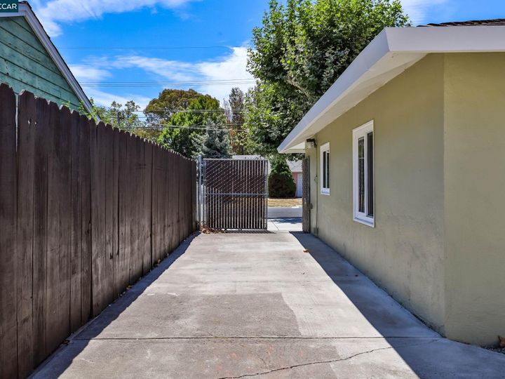 112 Sylvia Dr, Pleasant Hill, CA | Gregory Gardens. Photo 20 of 24
