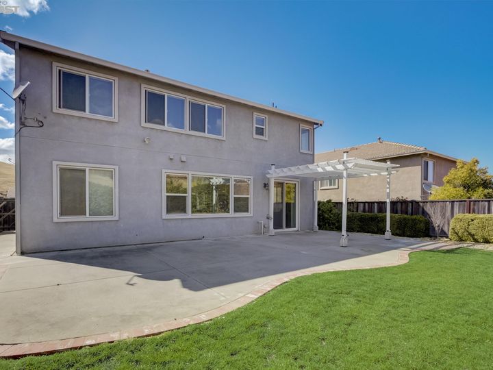 1137 Oakpoint Dr, Pittsburg, CA | Bay Pointe. Photo 26 of 30
