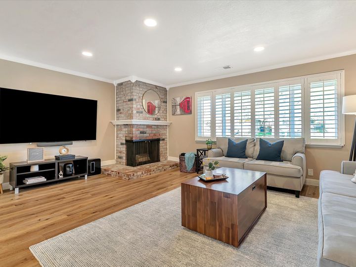 1183 Aberdeen Ave, Livermore, CA | Sunset East. Photo 13 of 47