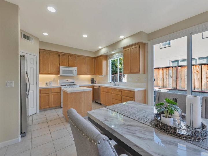 125 Accolade Dr, San Leandro, CA | Cherrywood. Photo 12 of 26