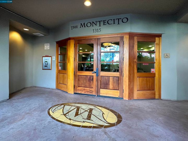 Montecito condo #412. Photo 24 of 49