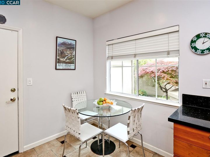 1315 Canyon Side Ave, San Ramon, CA, 94582 Townhouse. Photo 9 of 39