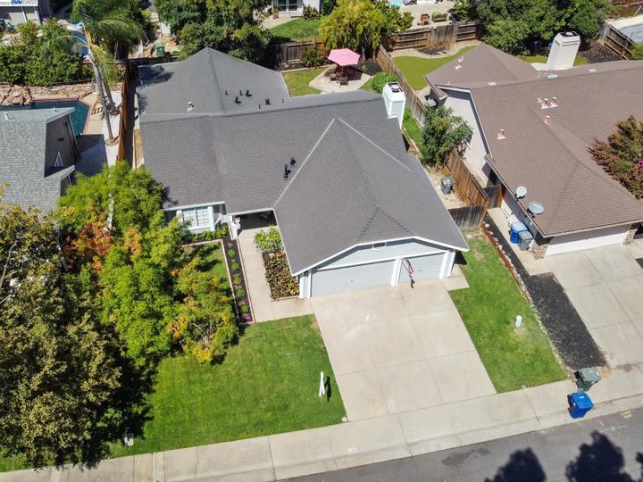 132 Witmer Dr, Folsom, CA | . Photo 3 of 38