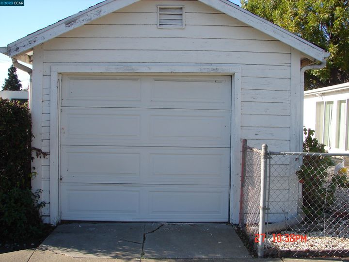 1330 Northside Ave, Berkeley, CA | Westbrae. Photo 13 of 31
