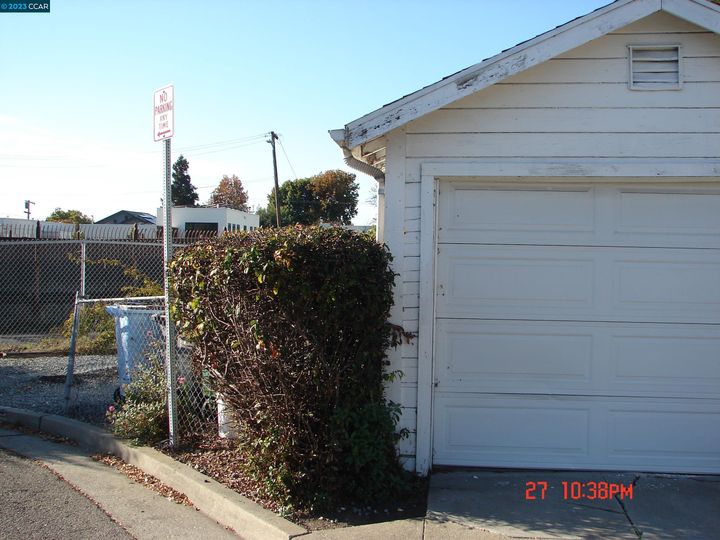 1330 Northside Ave, Berkeley, CA | Westbrae. Photo 14 of 31
