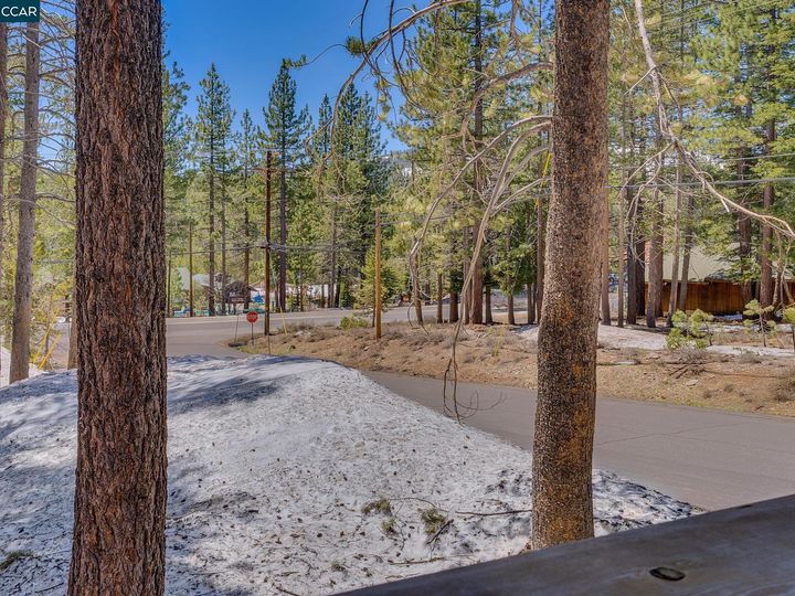 13381 Falcon Point Pl, Truckee, CA | North Lake Tahoe. Photo 14 of 27