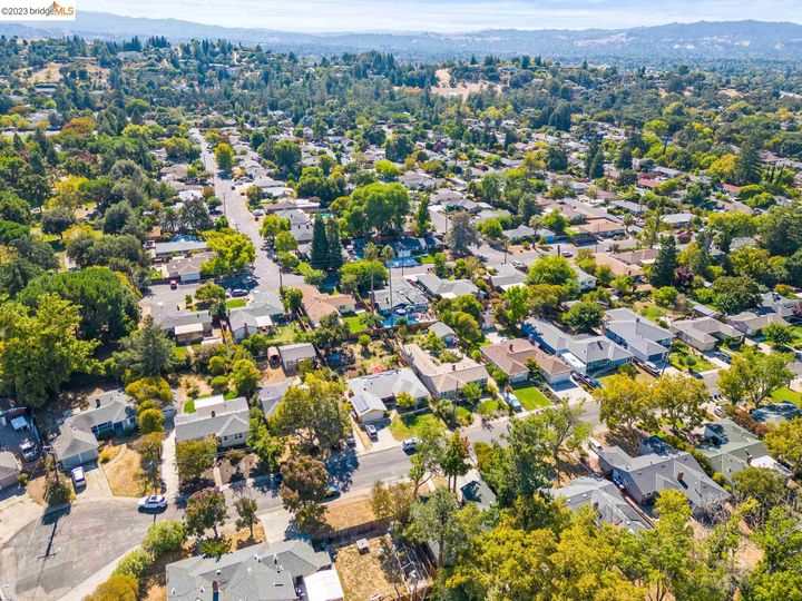 140 Roslyn Dr, Concord, CA | Diablo Estates. Photo 47 of 50