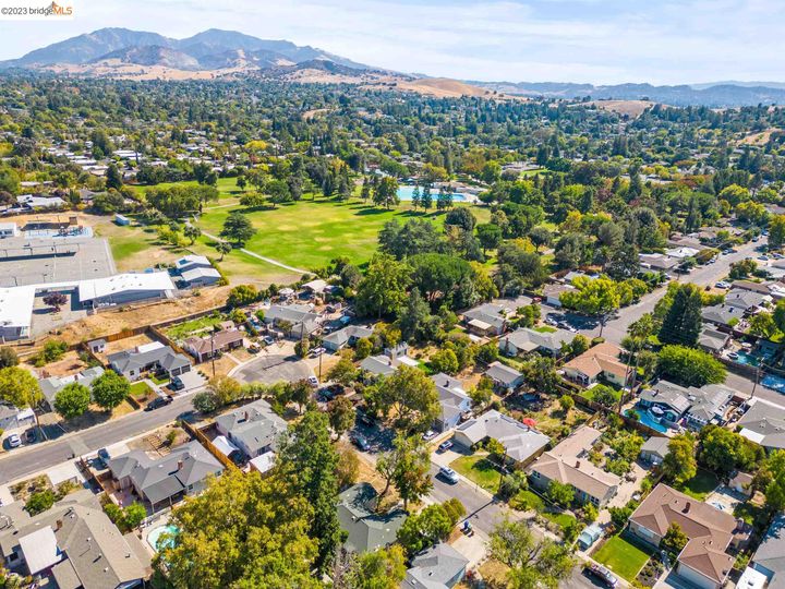 140 Roslyn Dr, Concord, CA | Diablo Estates. Photo 48 of 50