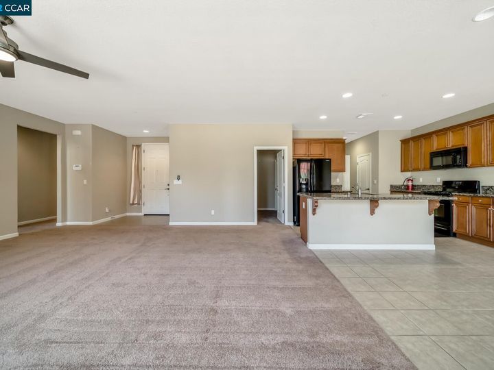 1437 Marigold Dr, Patterson, CA | . Photo 10 of 44