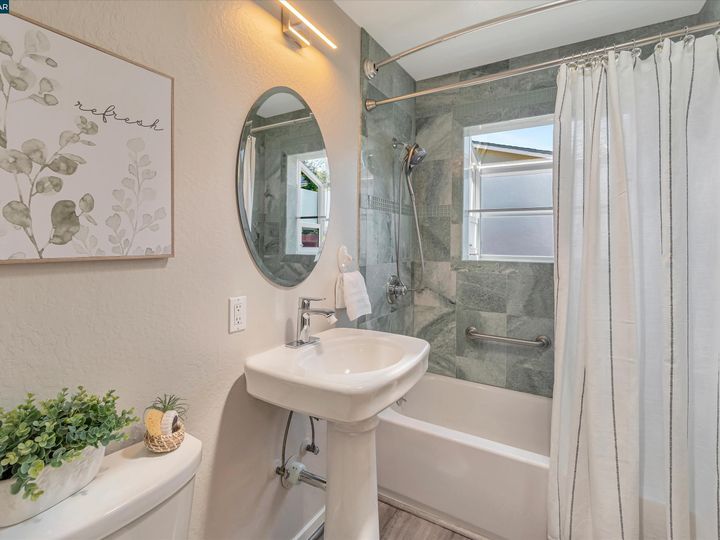 1508 Madeira Dr, Pacifica, CA | . Photo 24 of 51