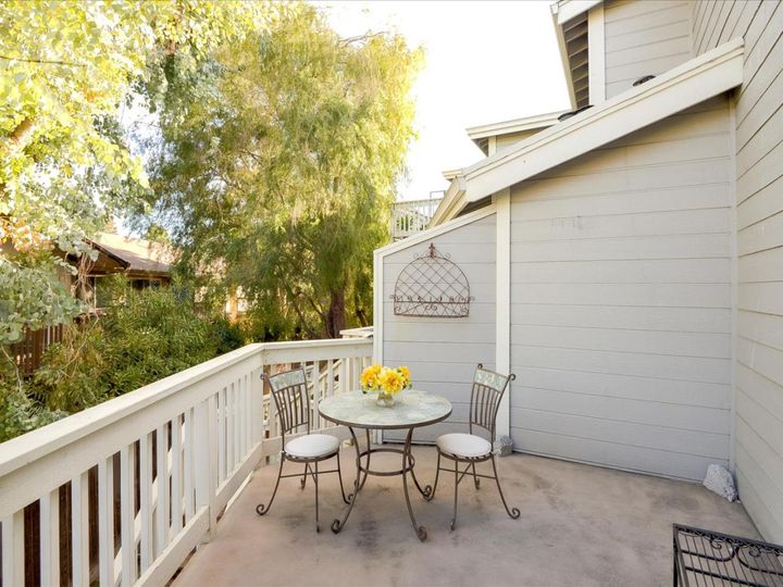 151 Margo Dr #2, Mountain View, CA, 94041 Townhouse. Photo 33 of 40