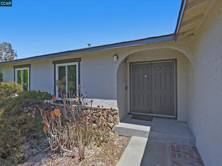 1569 Kingsly Dr, Pittsburg, CA | Highlands Ranch. Photo 31 of 33