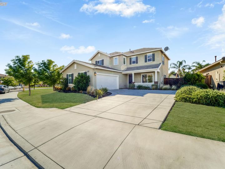 1698 Kyle Dayton Dr, Tracy, CA | Central Tracy. Photo 1 of 60
