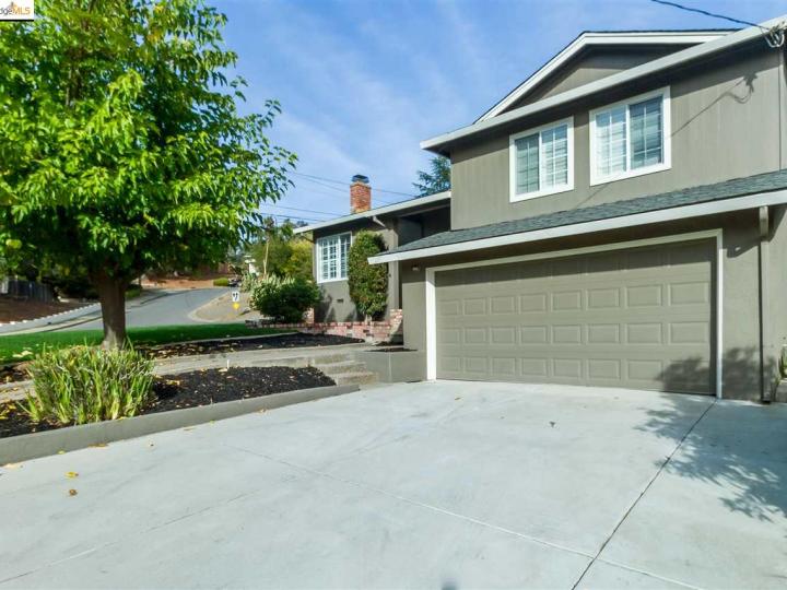 17320 Mayflower Dr, Castro Valley, CA | Chabot. Photo 1 of 32