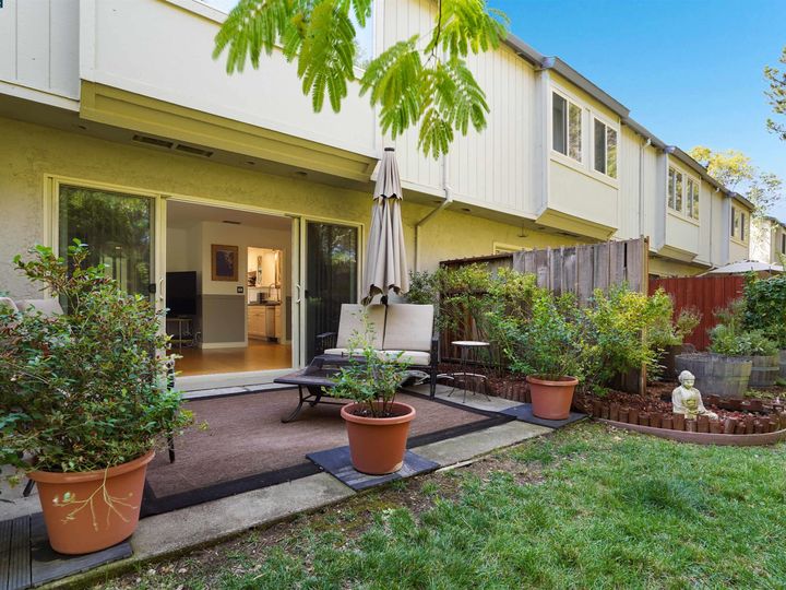 1860 Cannon Dr, Walnut Creek, CA, 94597 Townhouse. Photo 35 of 40