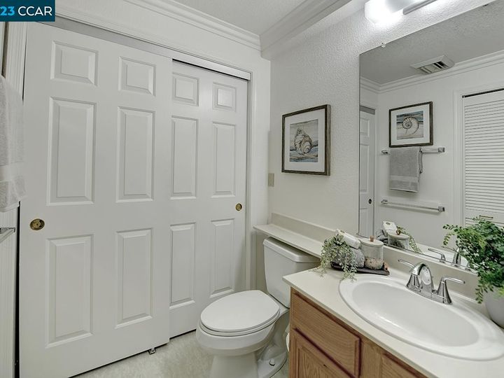 Waterford condo #1240. Photo 29 of 51