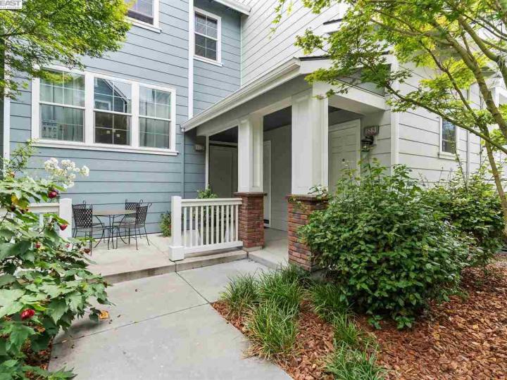 1863 Northshore Dr, Richmond, CA, 94804 Townhouse. Photo 2 of 39