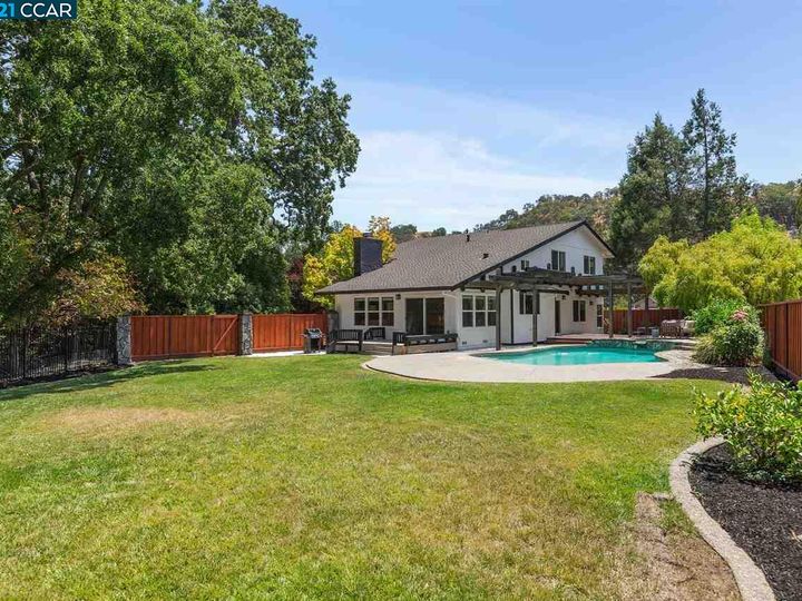 1911 Coventry Ct, Walnut Creek, CA | Tice Valley. Photo 37 of 40