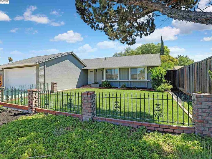 1944 Lincoln Blvd, Tracy, CA | Central Tracy. Photo 1 of 26