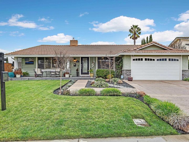 1945 Heidelberg Dr, Livermore, CA | Sunset East. Photo 3 of 60