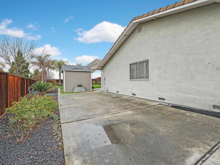 1945 Heidelberg Dr, Livermore, CA | Sunset East. Photo 43 of 60