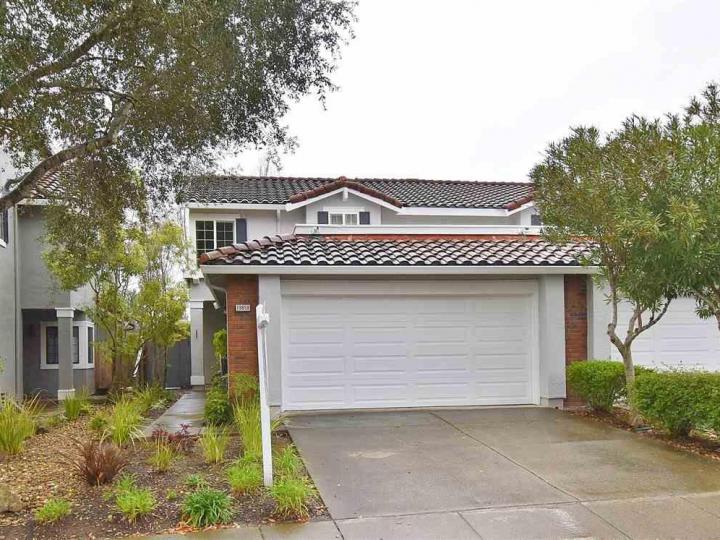 19859 Laurelwood Dr, Castro Valley, CA, 94552 Townhouse. Photo 2 of 40