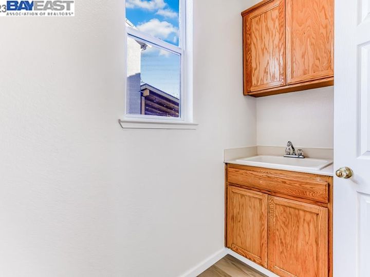 2044 Rochester Ct, Tracy, CA | Central Tracy. Photo 26 of 57