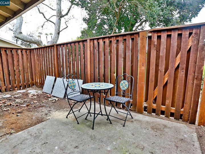 2071 Olivera Rd #A, Concord, CA, 94520 Townhouse. Photo 19 of 19