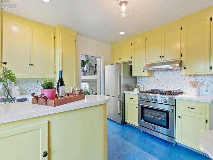 211 Campbell Ave, Vallejo, CA | . Photo 7 of 40