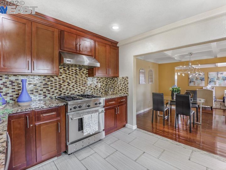 2120 Placer Dr, San Leandro, CA | Hill Crest Knoll. Photo 13 of 59