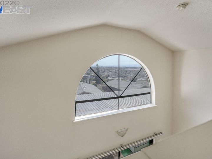 2120 Placer Dr, San Leandro, CA | Hill Crest Knoll. Photo 25 of 59