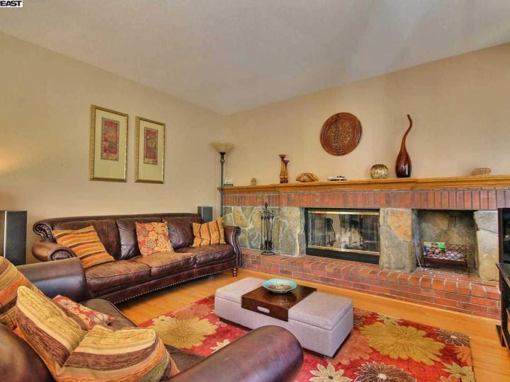 2142 San Benito Dr, Fremont, CA | Laurel Heights. Photo 12 of 24