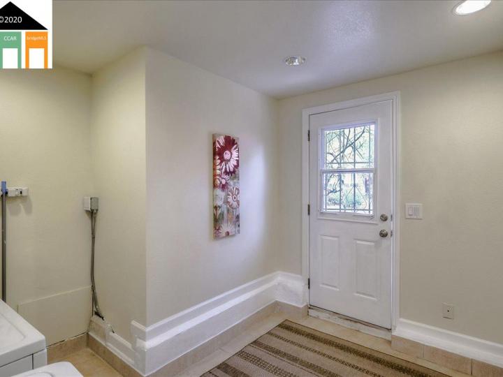 21540 Lake Chabot Rd, Castro Valley, CA | . Photo 29 of 39