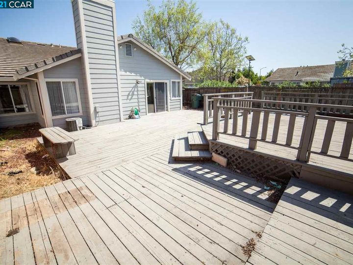 225 Heron Dr, Pittsburg, CA, 94565 Townhouse. Photo 29 of 38