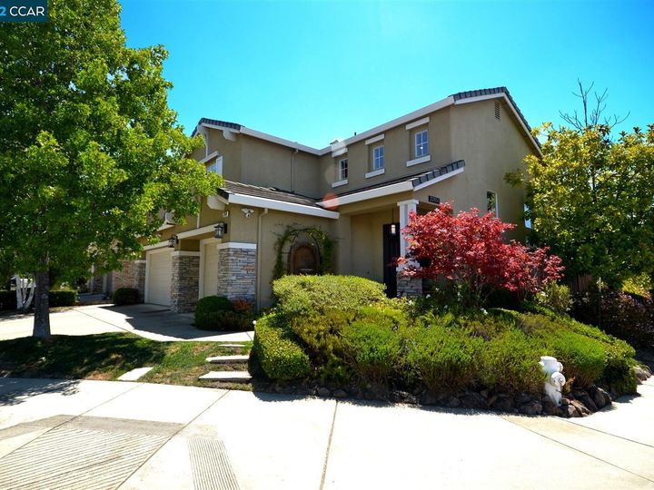 22850 Rancho Palomares Pl, Castro Valley, CA | 5 Canyons. Photo 1 of 47