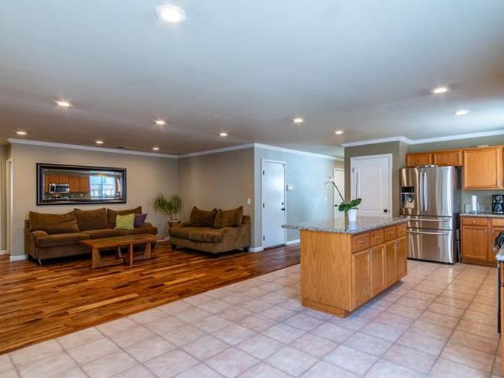 2351 Driftwood Ct, Hollister, CA | . Photo 16 of 40