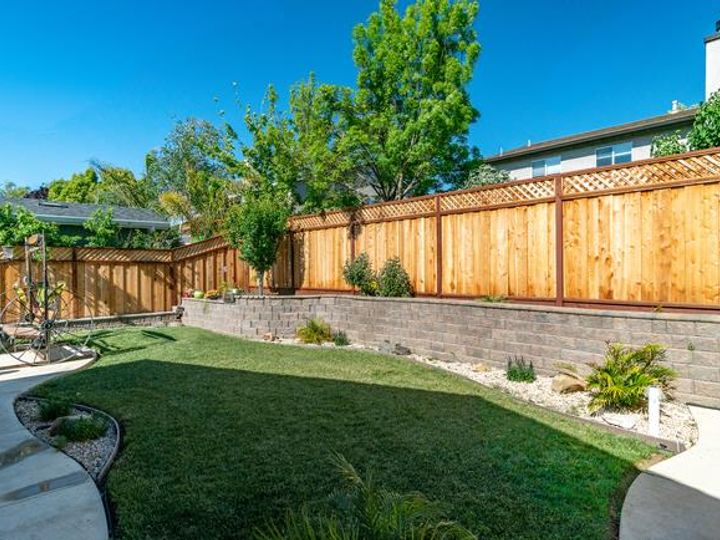 2351 Driftwood Ct, Hollister, CA | . Photo 39 of 40
