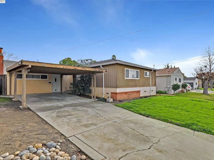 244 Lee Ave, Livermore, CA | Leland Heights. Photo 6 of 34