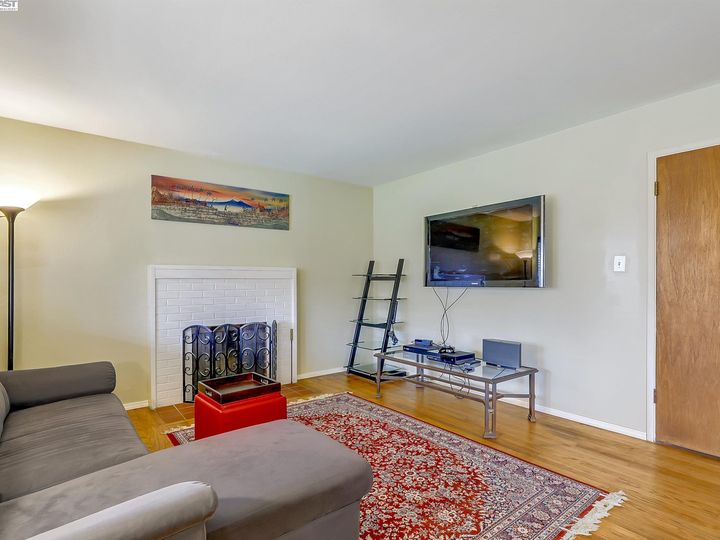 244 Lee Ave, Livermore, CA | Leland Heights. Photo 10 of 34