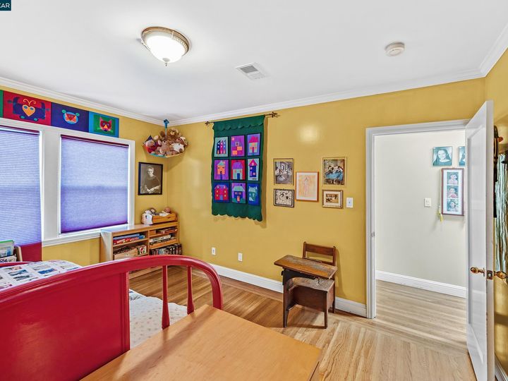 2491 33rd Ave, San Francisco, CA | Parkside. Photo 17 of 35