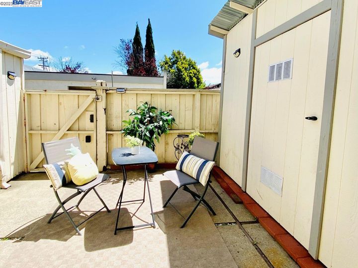 2522 Fairway Dr, San Leandro, CA, 94577 Townhouse. Photo 34 of 40