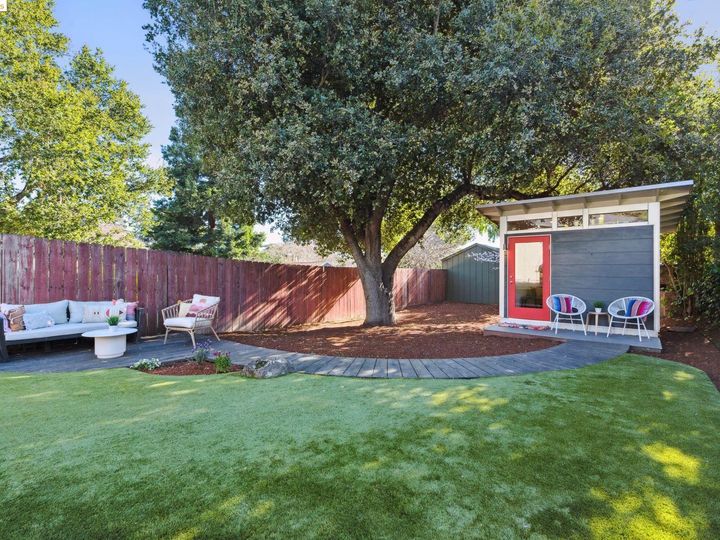 2551 Potomac St, Oakland, CA | Lincoln Heights. Photo 37 of 46