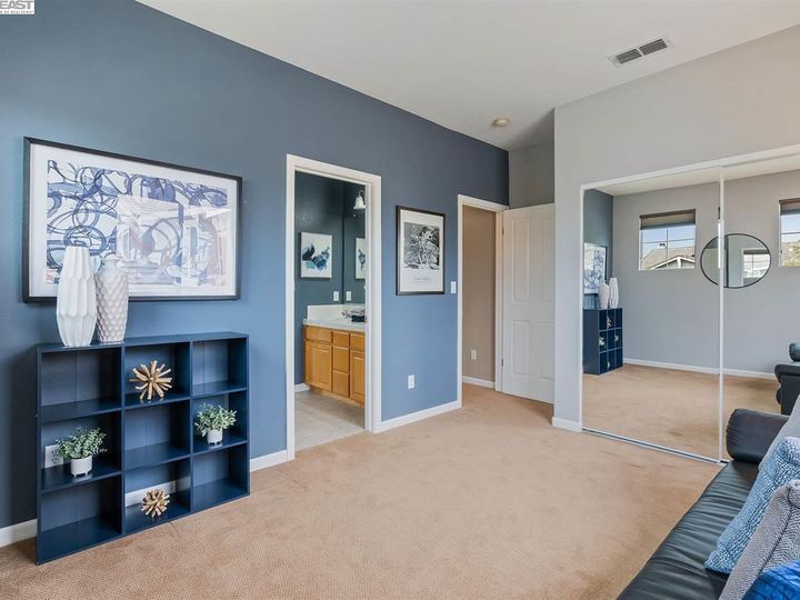 25526 Crestfield Cir, Castro Valley, CA | 5 Canyons. Photo 35 of 40