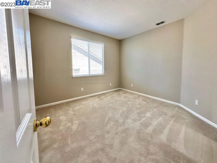 25536 Crestfield Dr, Castro Valley, CA | 5 Canyons. Photo 32 of 49
