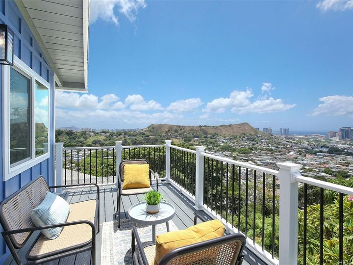 2578 Pacific Heights Rd Honolulu HI Multi-family home. Photo 1 of 25
